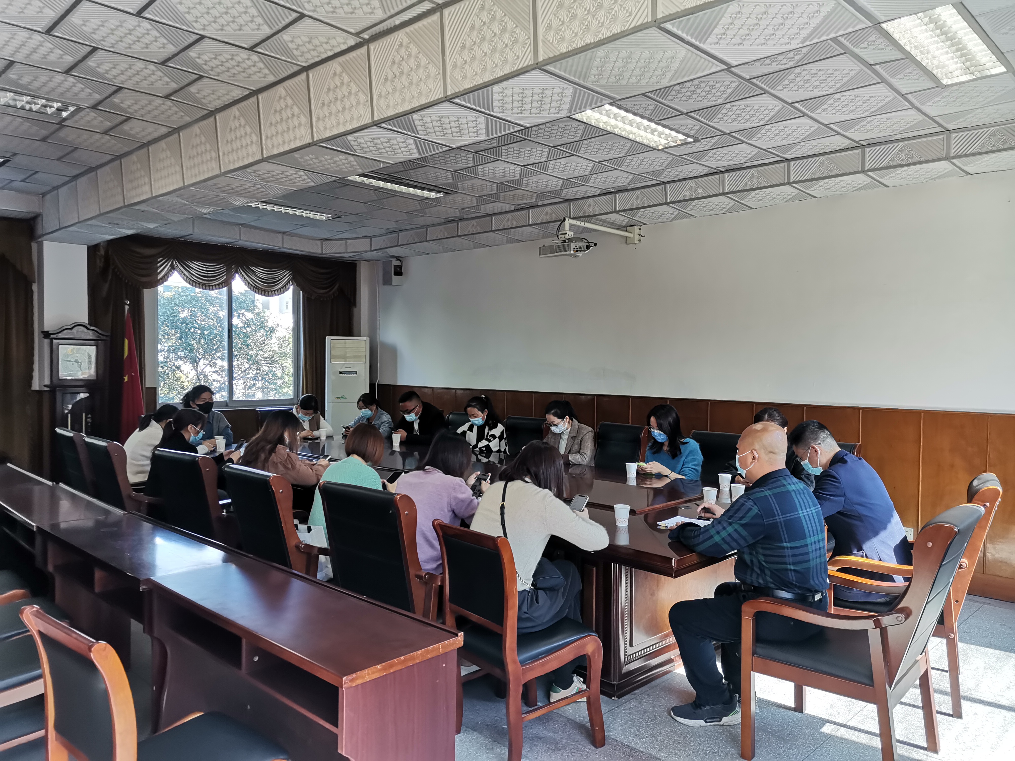 家委会代表进食堂，共享孩子美好“食”光